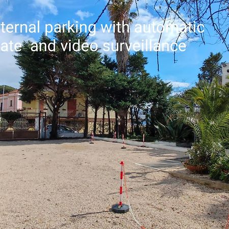 B&B Il Giardino Di Villa Anna Trecase Eksteriør billede