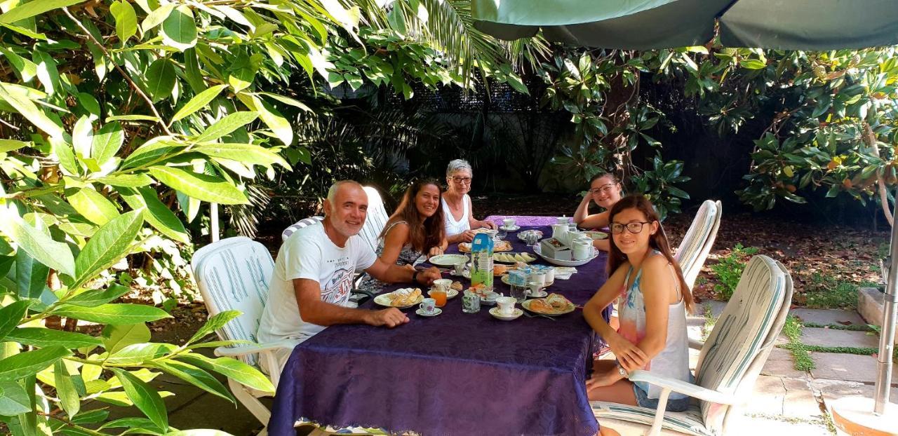 B&B Il Giardino Di Villa Anna Trecase Eksteriør billede